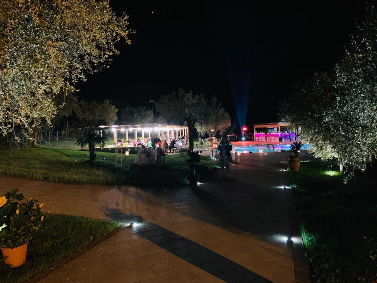 Agriturismo Il Castagneto Padula Bagian luar foto