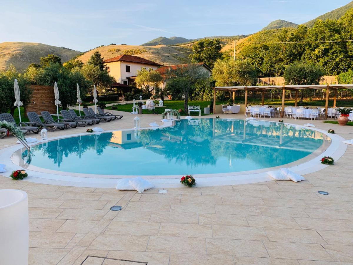 Agriturismo Il Castagneto Padula Bagian luar foto