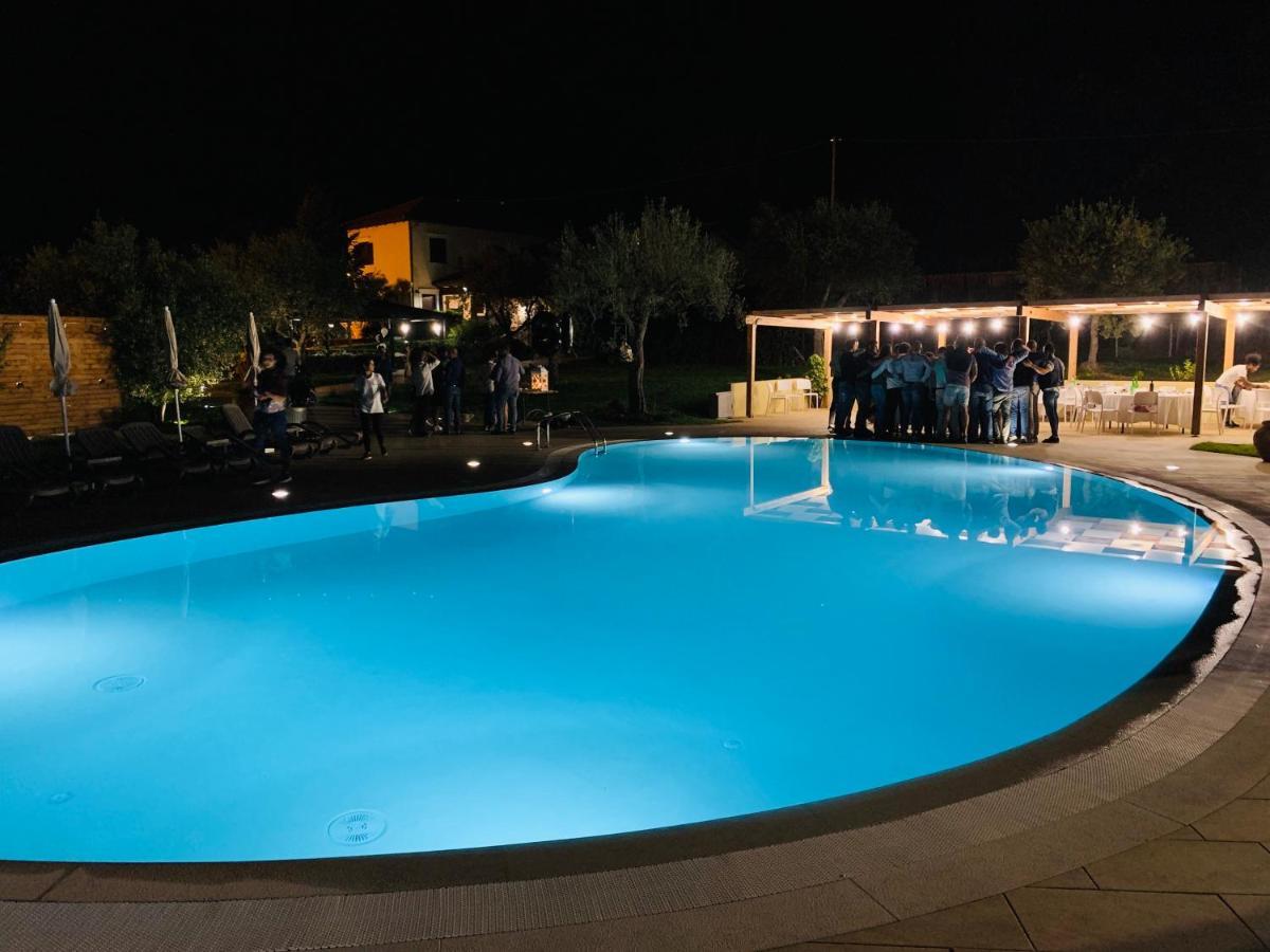 Agriturismo Il Castagneto Padula Bagian luar foto