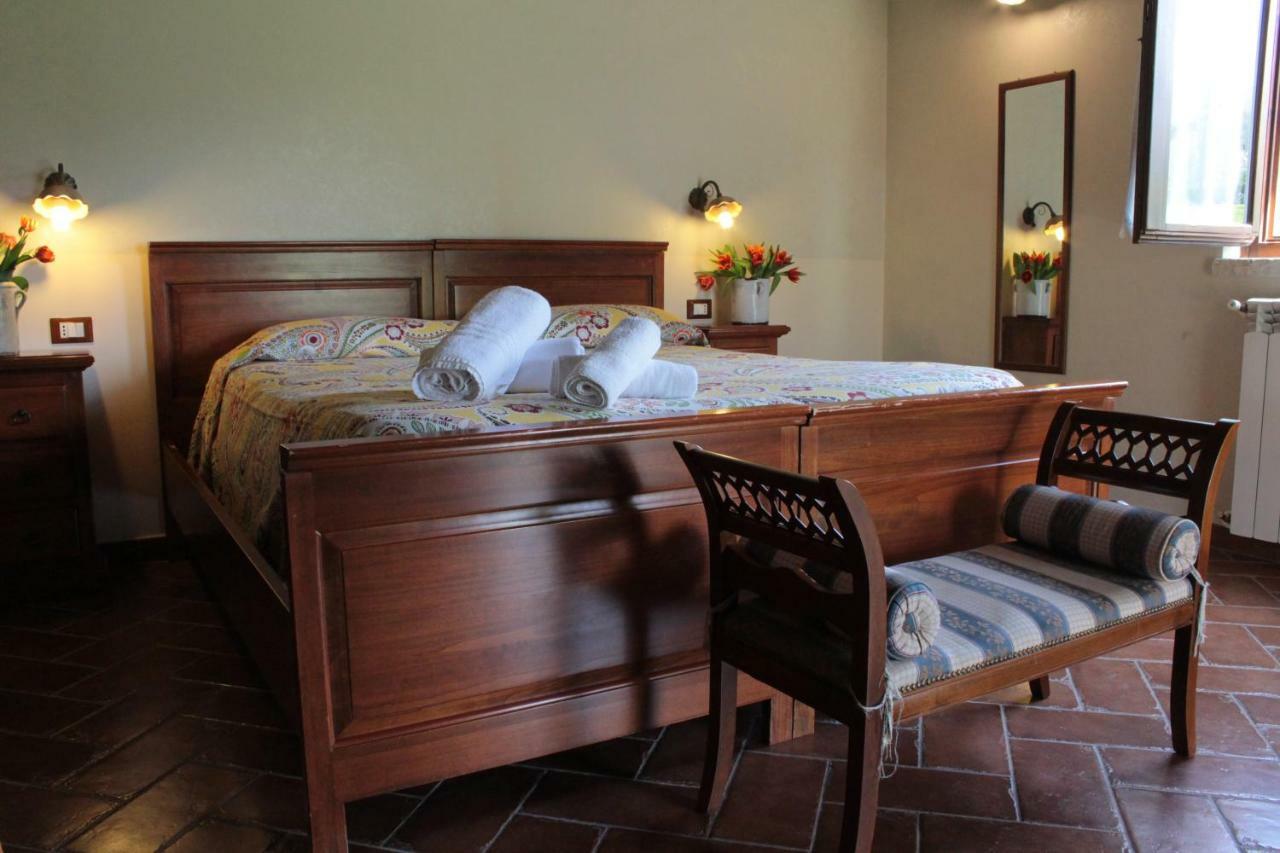 Agriturismo Il Castagneto Padula Bagian luar foto